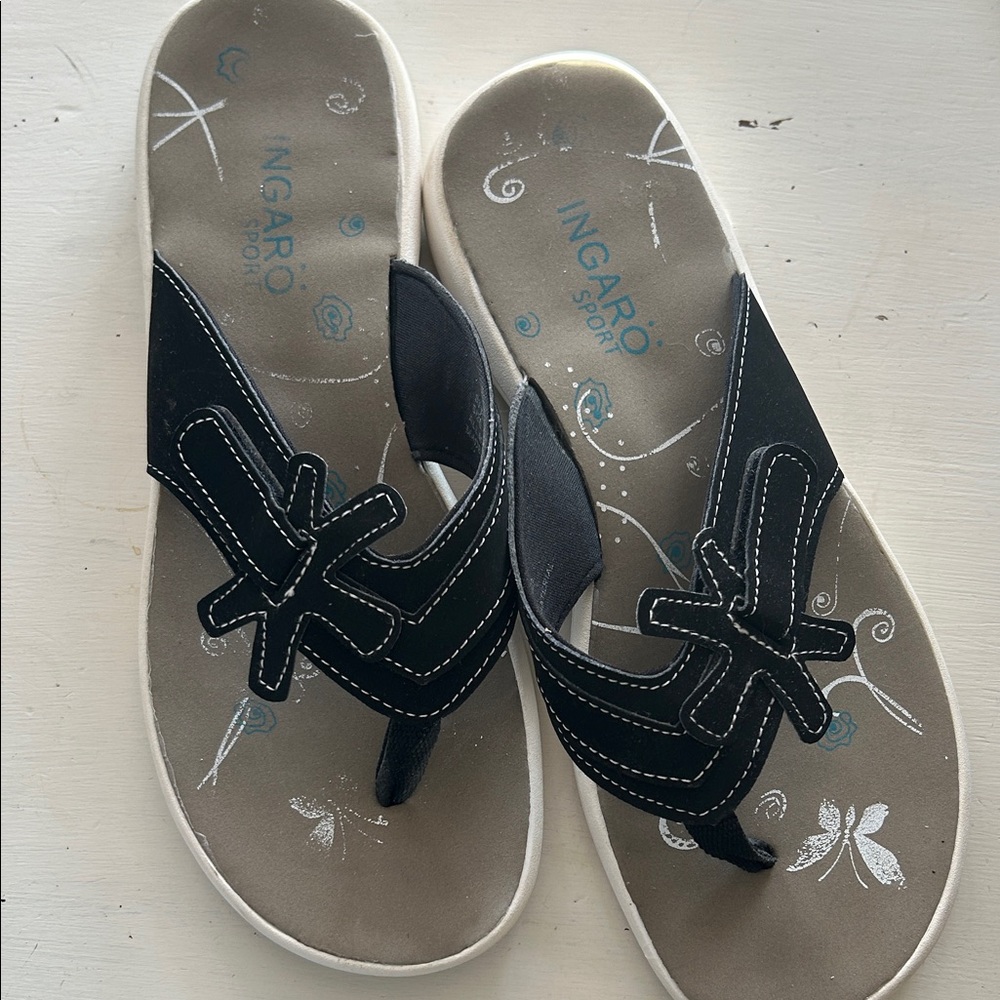 Ingaro black/white women’s thong sandals size 9